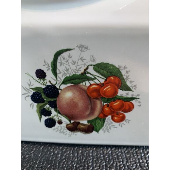 Hyalyn White Ceramic Canister w/ Lid Fruit Motif Wood 199S Vintage MCM - Picture 2 of 16